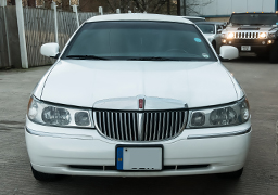 Lincoln Limo Hire